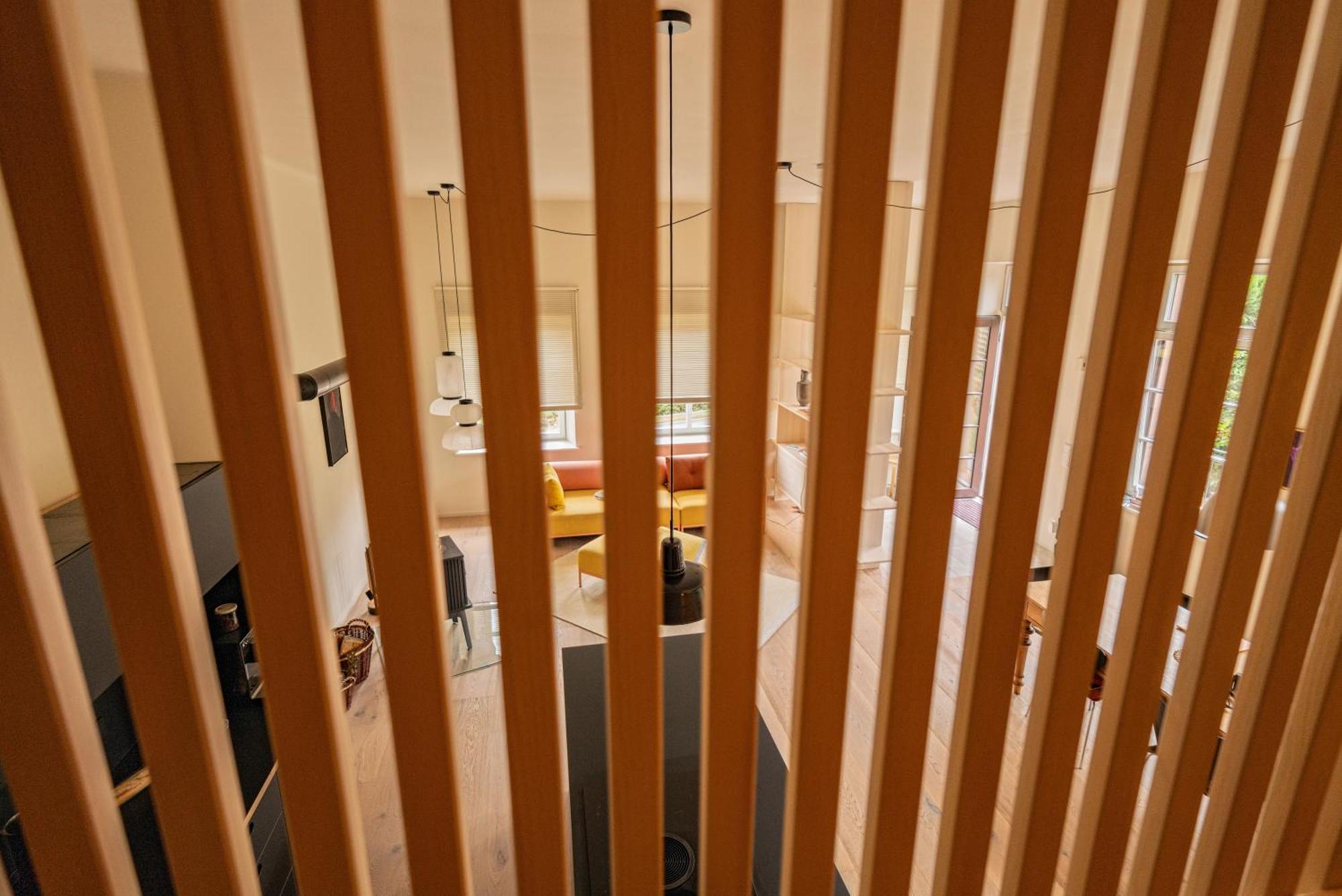 Grosse Pause Altes Schulhaus Schweigen Apartment Exterior foto